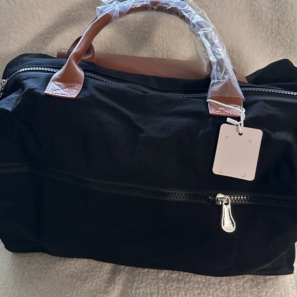 ALO Yoga Black Duffel with Brown  Trim - Picture 7 of 11